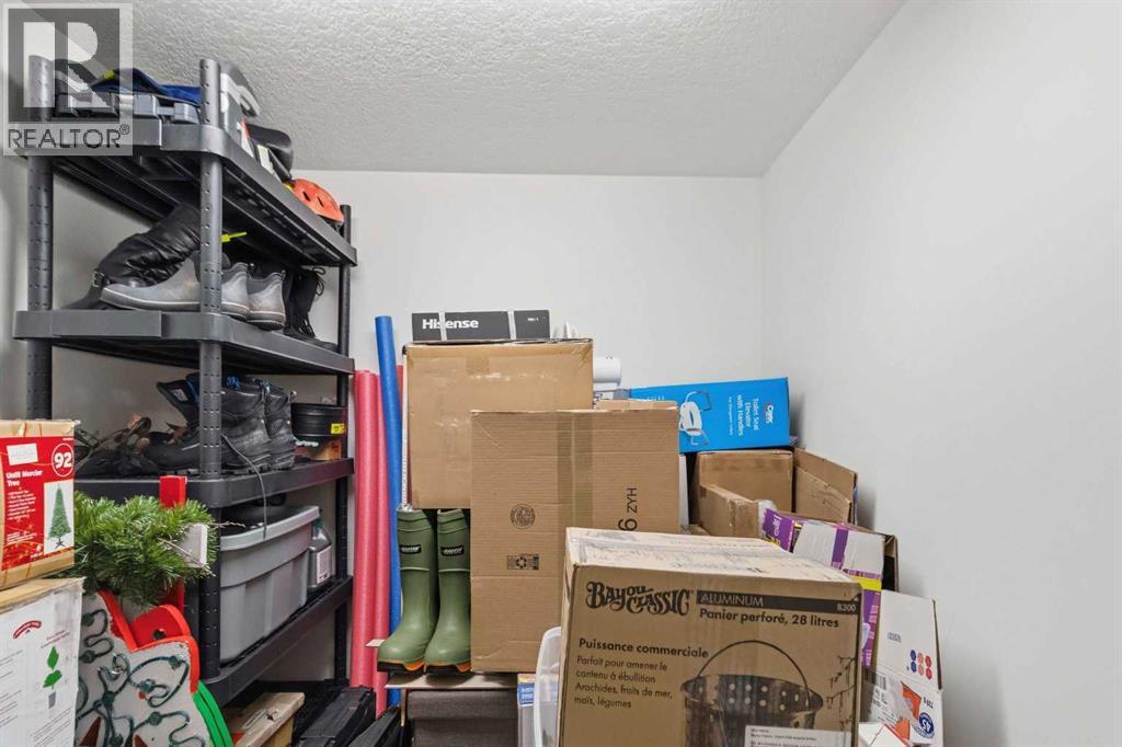 245 Warren Way, Fort McMurray