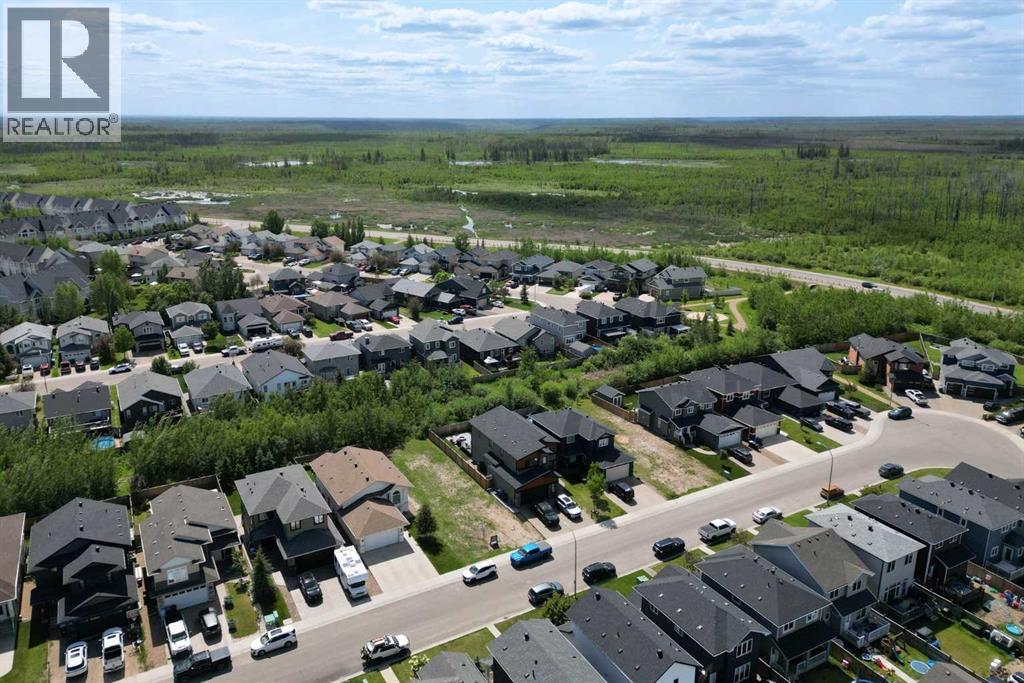 245 Warren Way, Fort McMurray