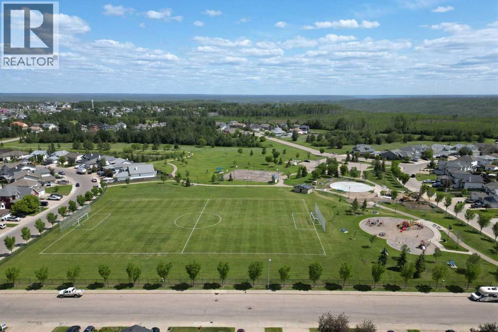 245 Warren Way, Fort McMurray