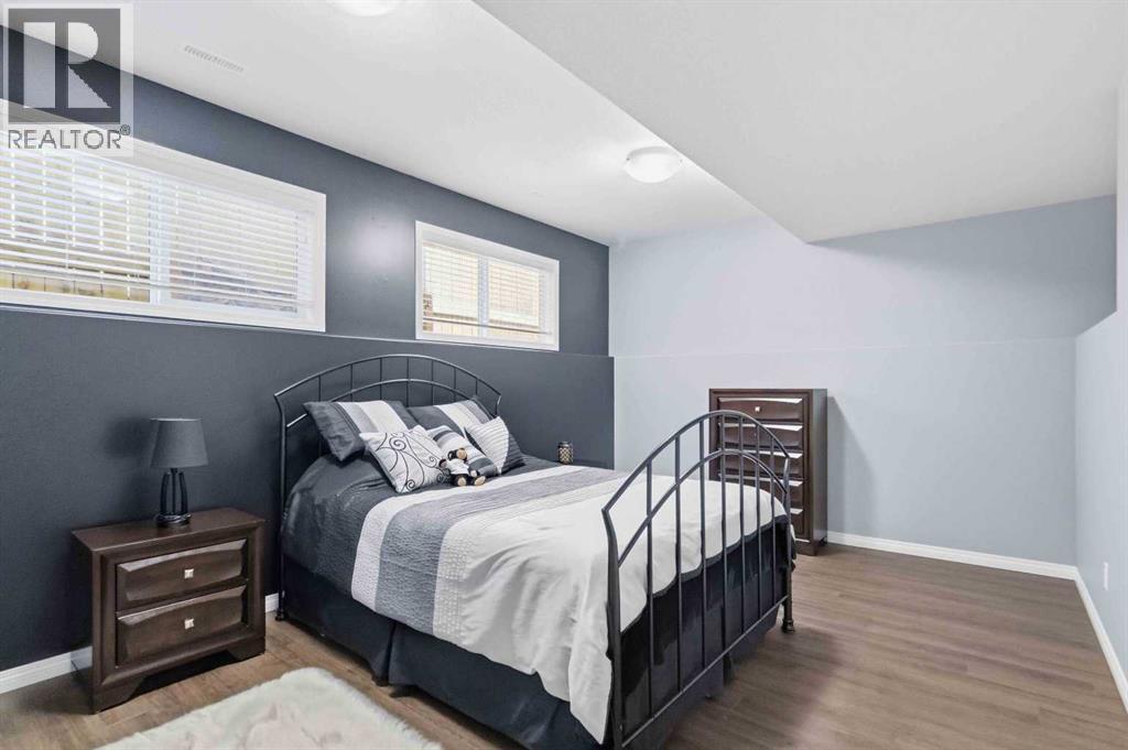 245 Warren Way, Fort McMurray