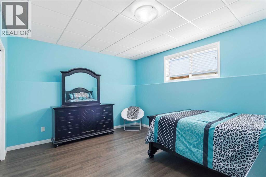 245 Warren Way, Fort McMurray