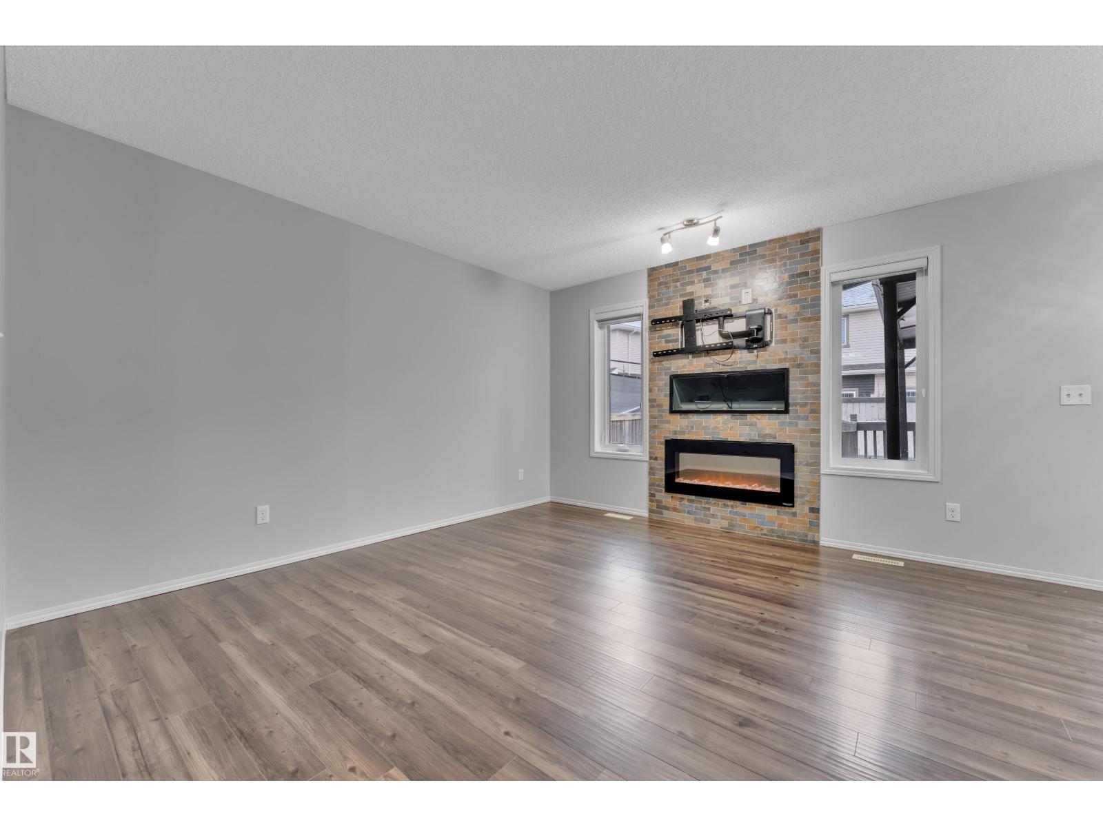 718 177 ST SW, Edmonton