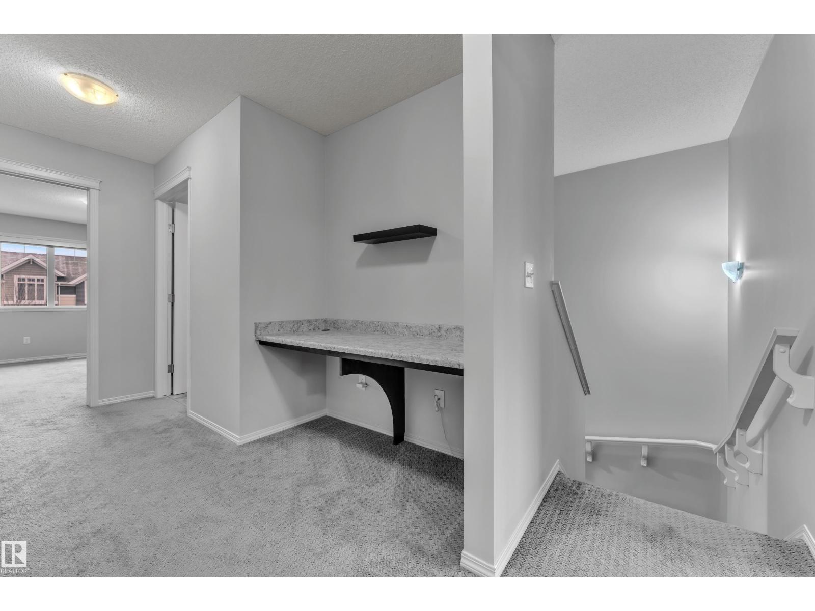 718 177 ST SW, Edmonton