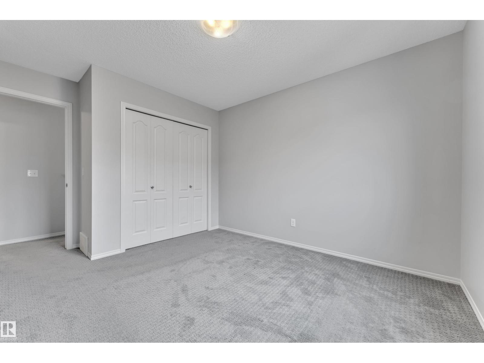 718 177 ST SW, Edmonton