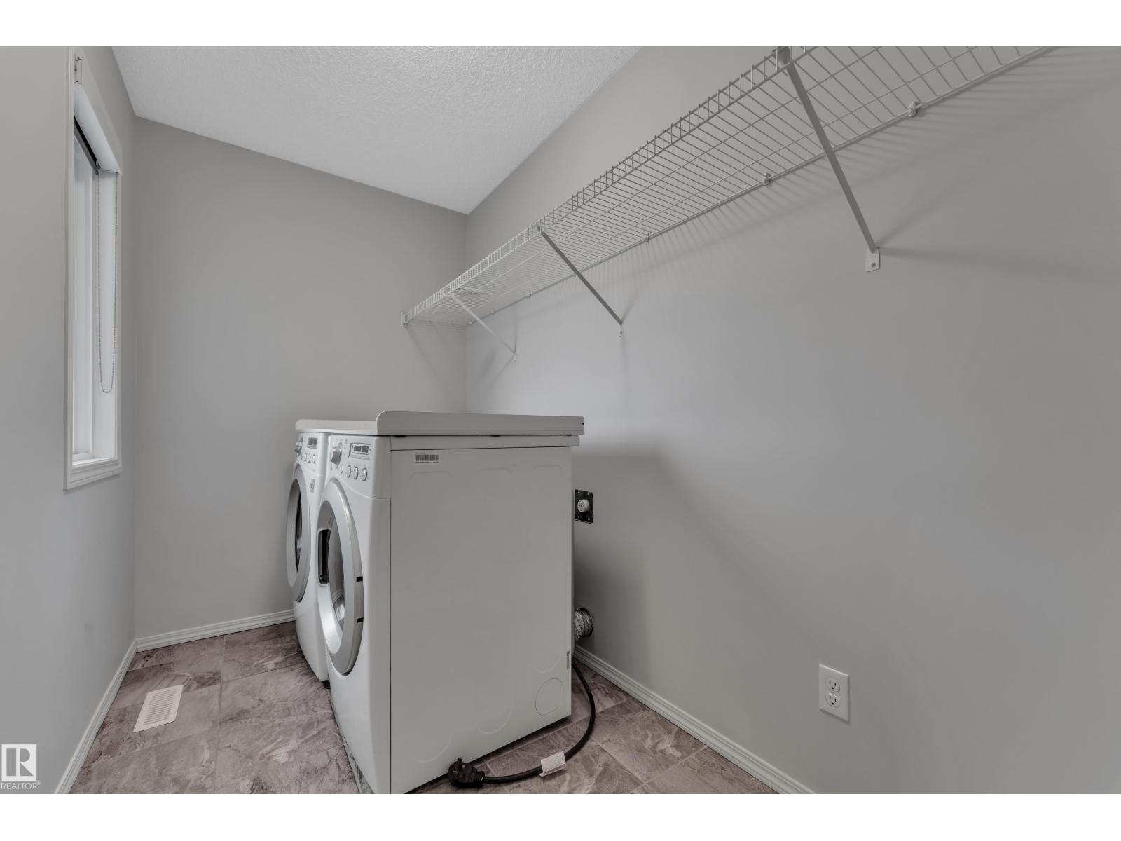 718 177 ST SW, Edmonton