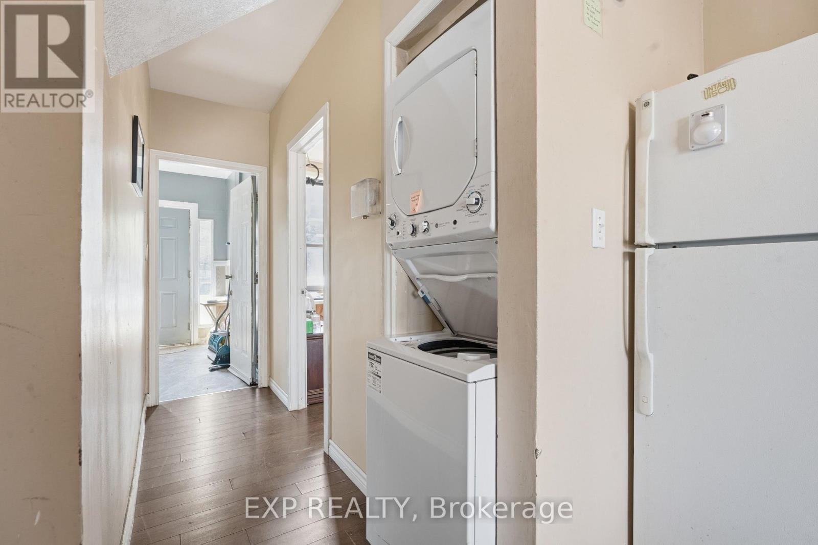 211 REBECCA STREET — photo 7