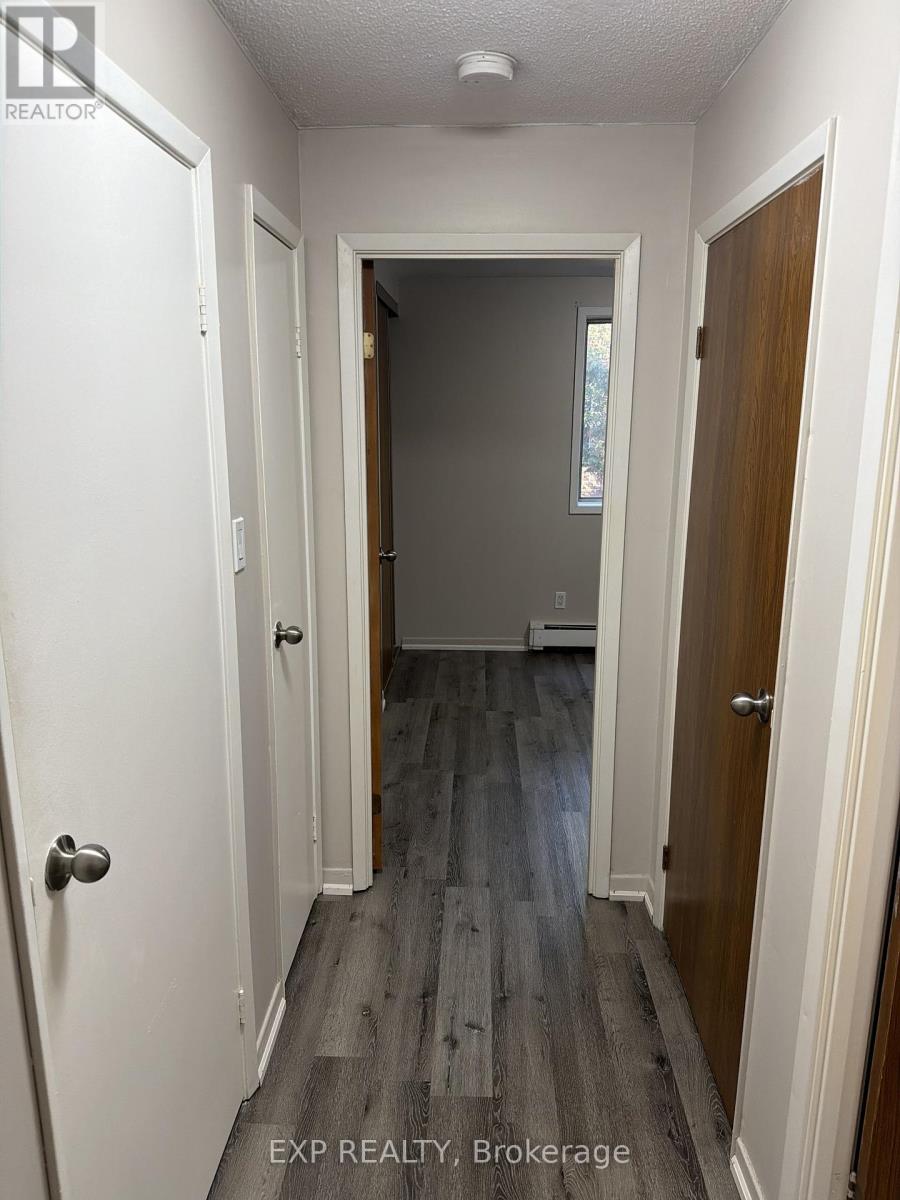 #204 187 LISGAR AVE AVENUE - 12
