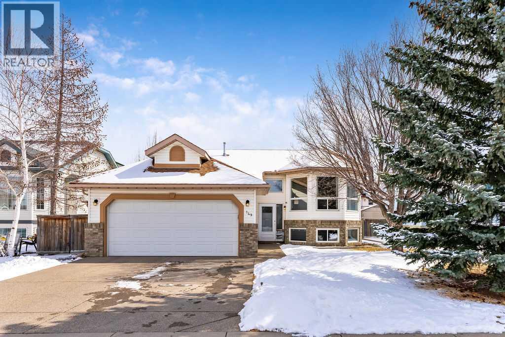 149 West Terrace Crescent, Cochrane