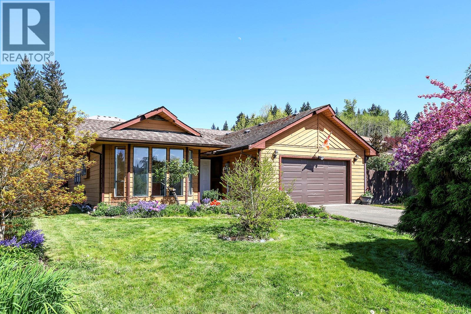 4648 Valecourt Cres - Image 2