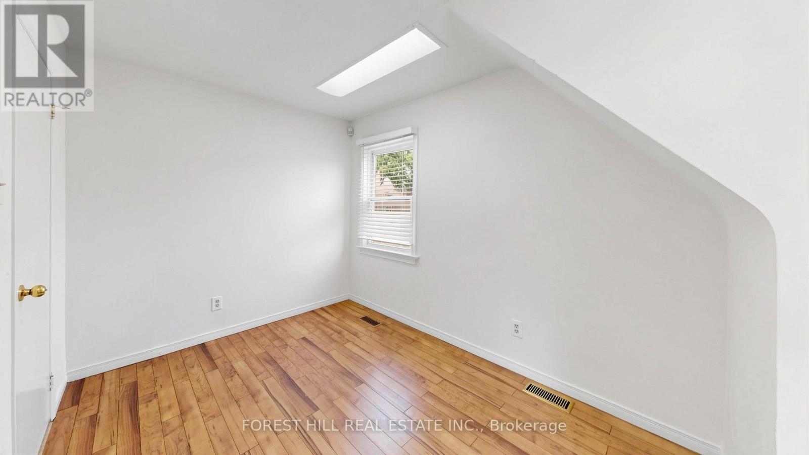 168 SHEPPARD AVENUE W — photo 20