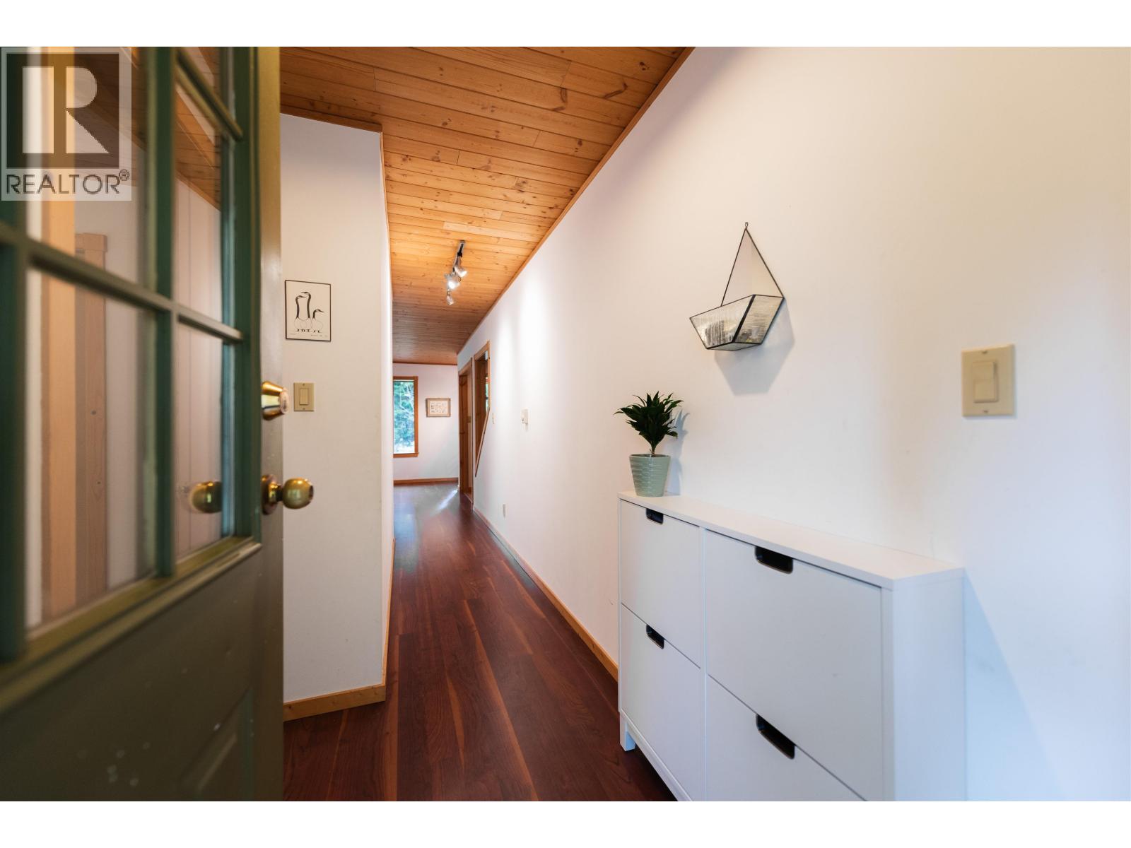 1479 PARK AVENUE — photo 3