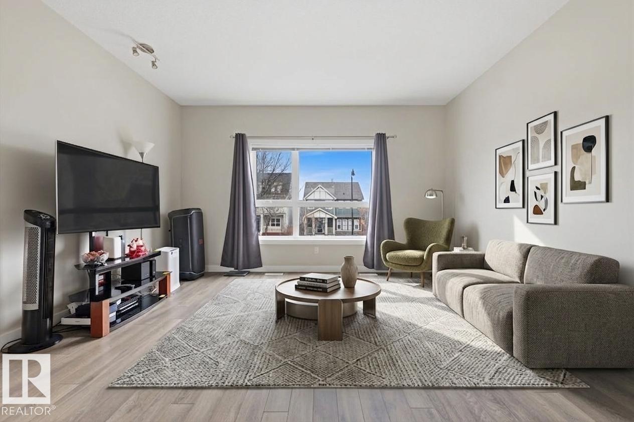 18, 2560 Pegasus BV NW, Edmonton