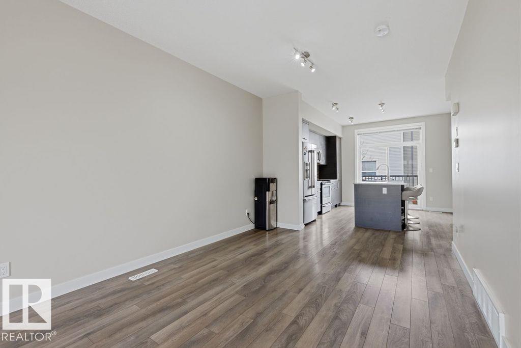 18, 2560 Pegasus BV NW, Edmonton