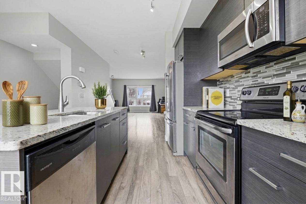 18, 2560 Pegasus BV NW, Edmonton