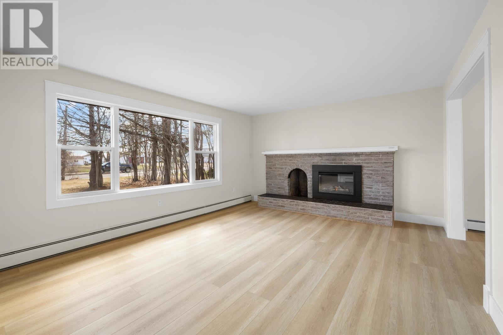 33 Wood Island Road — photo 17