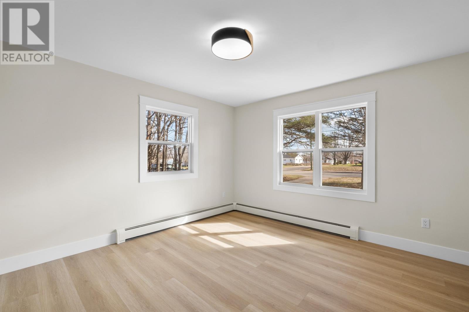33 Wood Island Road - 22