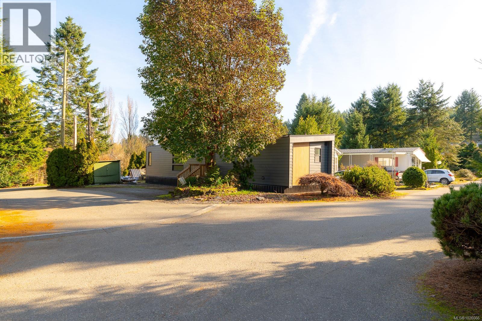 15 5150 Christie Rd, Ladysmith