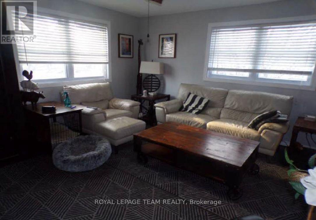 Upper Family Room
