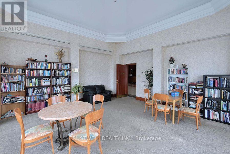 #1509 8 LEE CENTRE DRIVE - 29