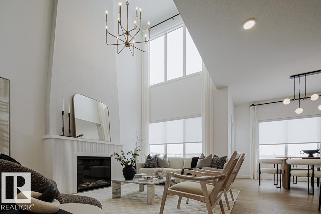 20715 40 AV NW, Edmonton