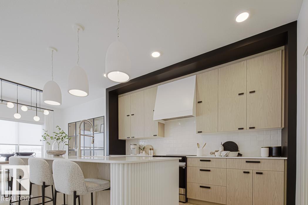 20715 40 AV NW, Edmonton