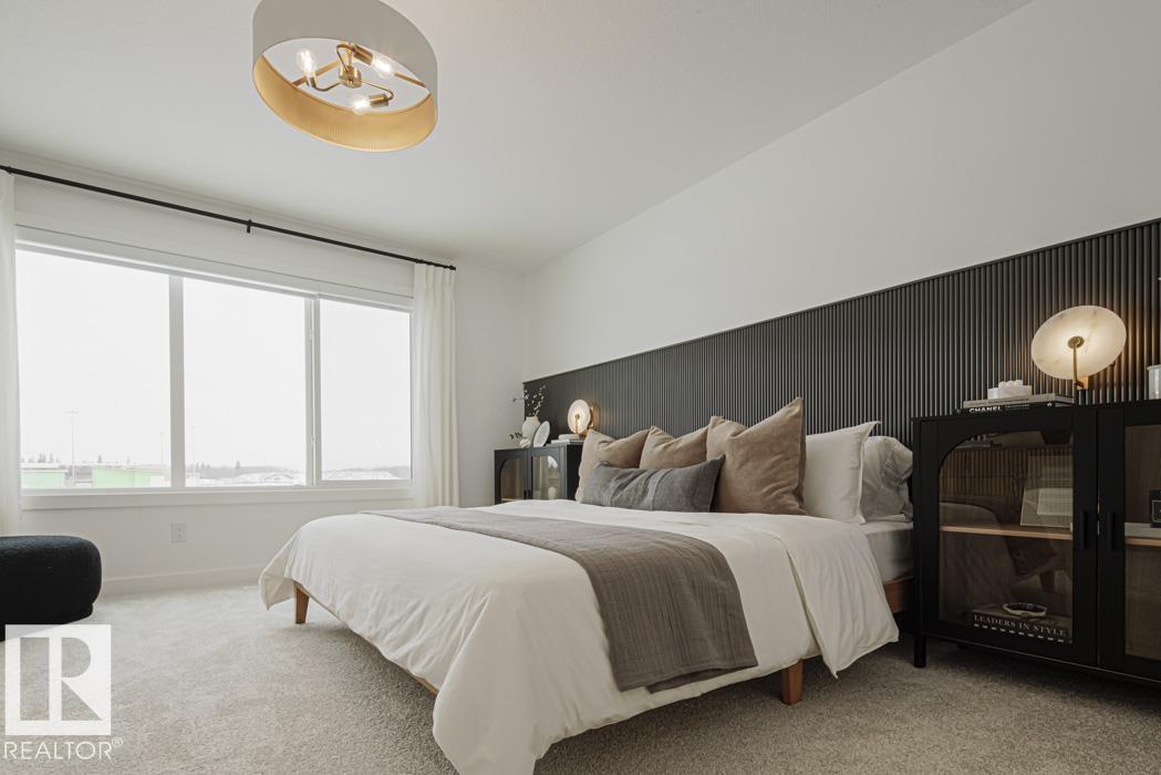 20715 40 AV NW, Edmonton