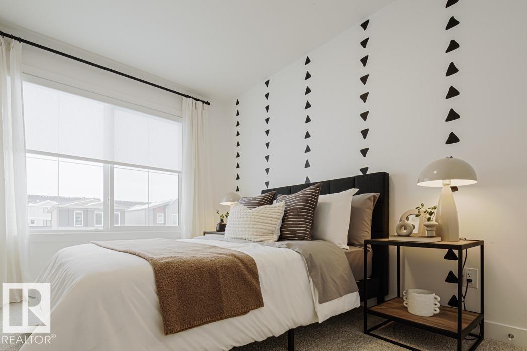 20715 40 AV NW, Edmonton