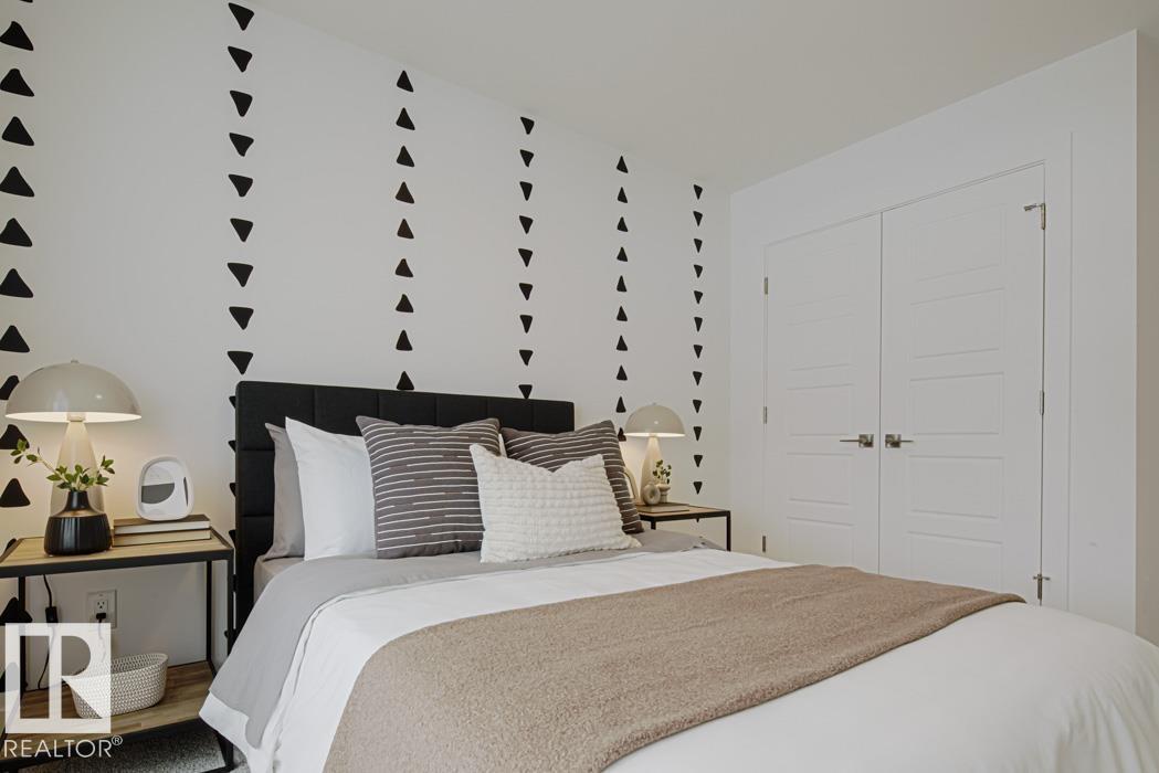 20715 40 AV NW, Edmonton