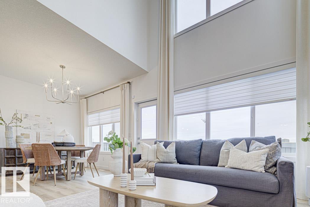 20739 40 AV NW, Edmonton