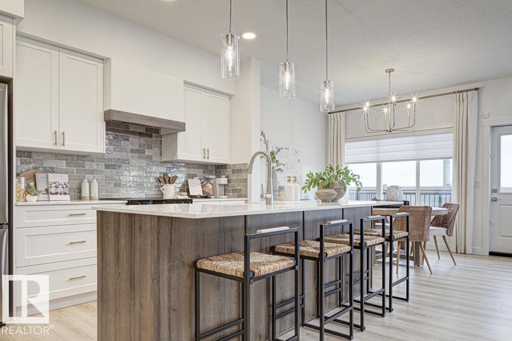 20739 40 AV NW, Edmonton