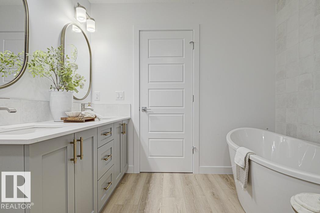 20739 40 AV NW, Edmonton