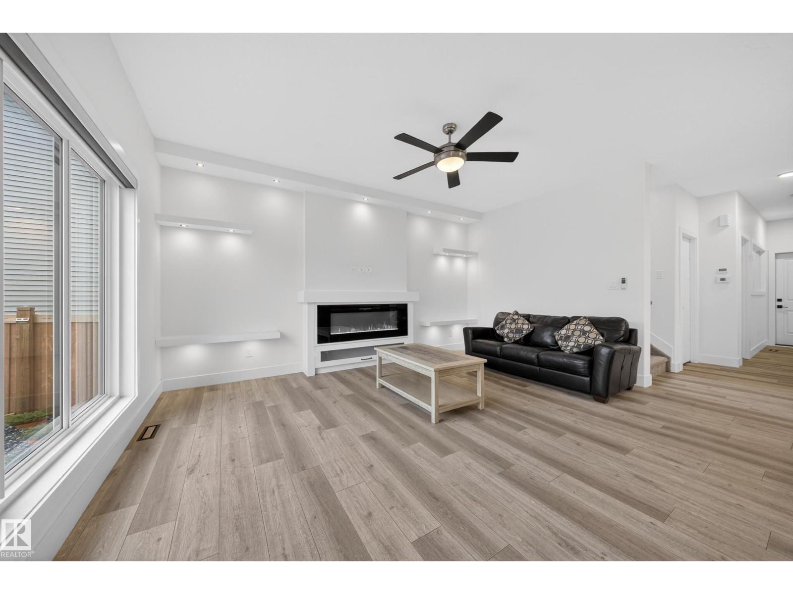 7414 Chivers Crescent SW SW, Edmonton