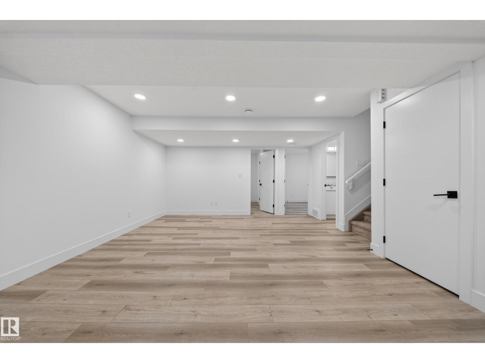 7414 Chivers Crescent SW SW, Edmonton