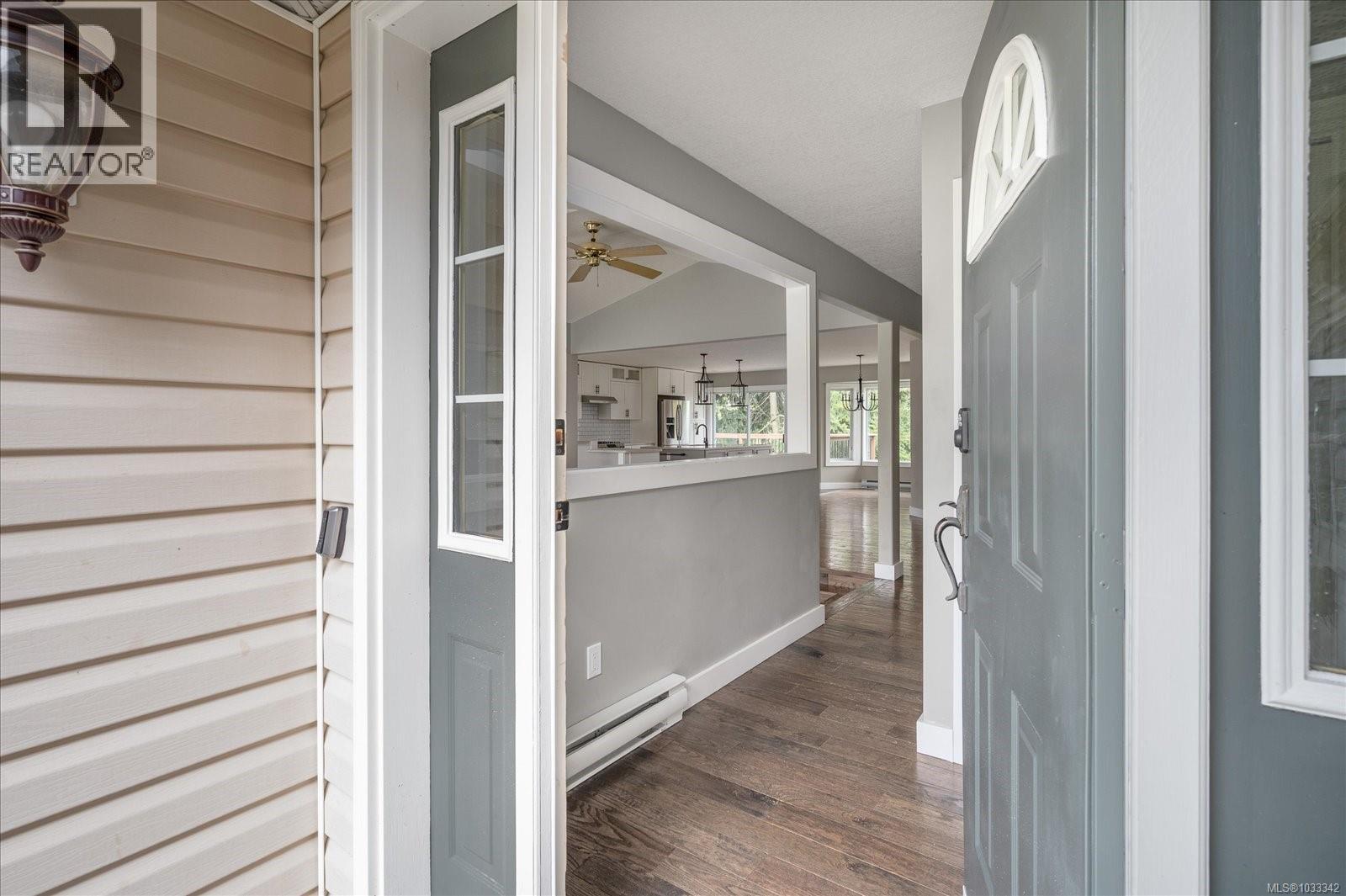 5701 Malibu Terr - Image 3