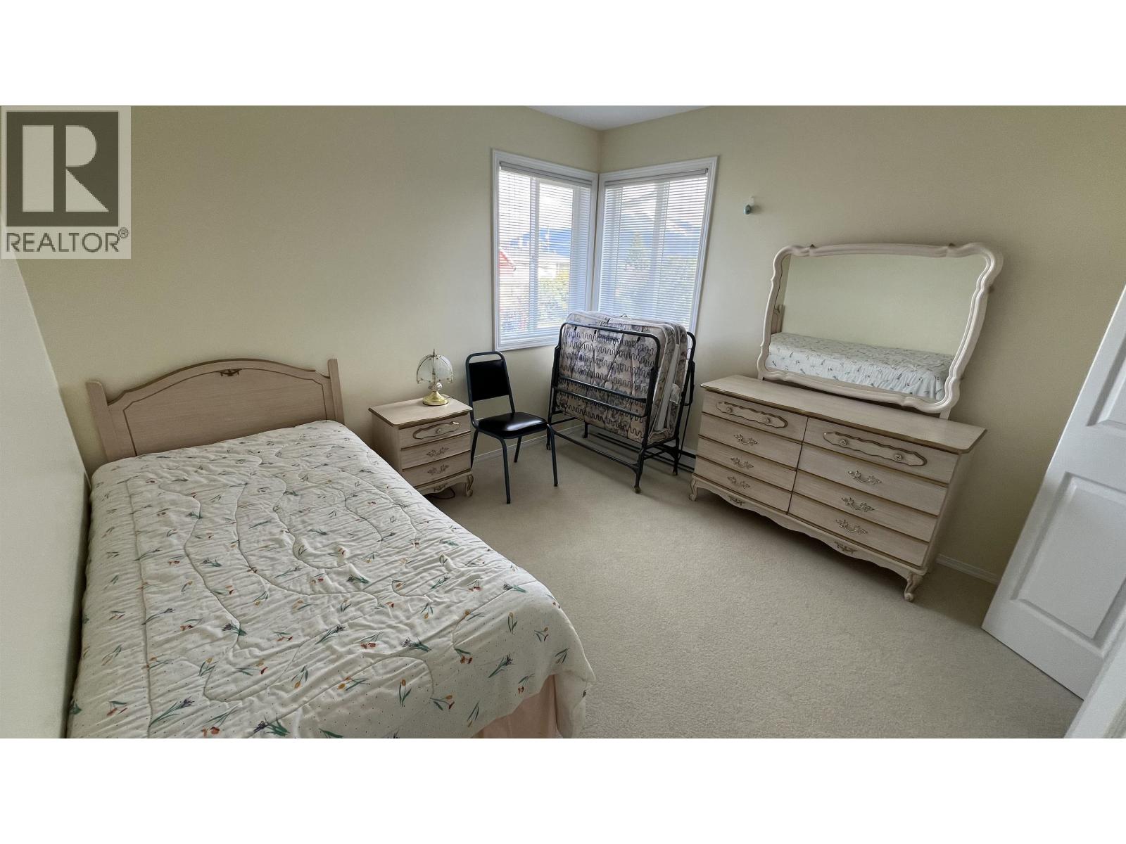 323 W 5TH AVENUE - 15