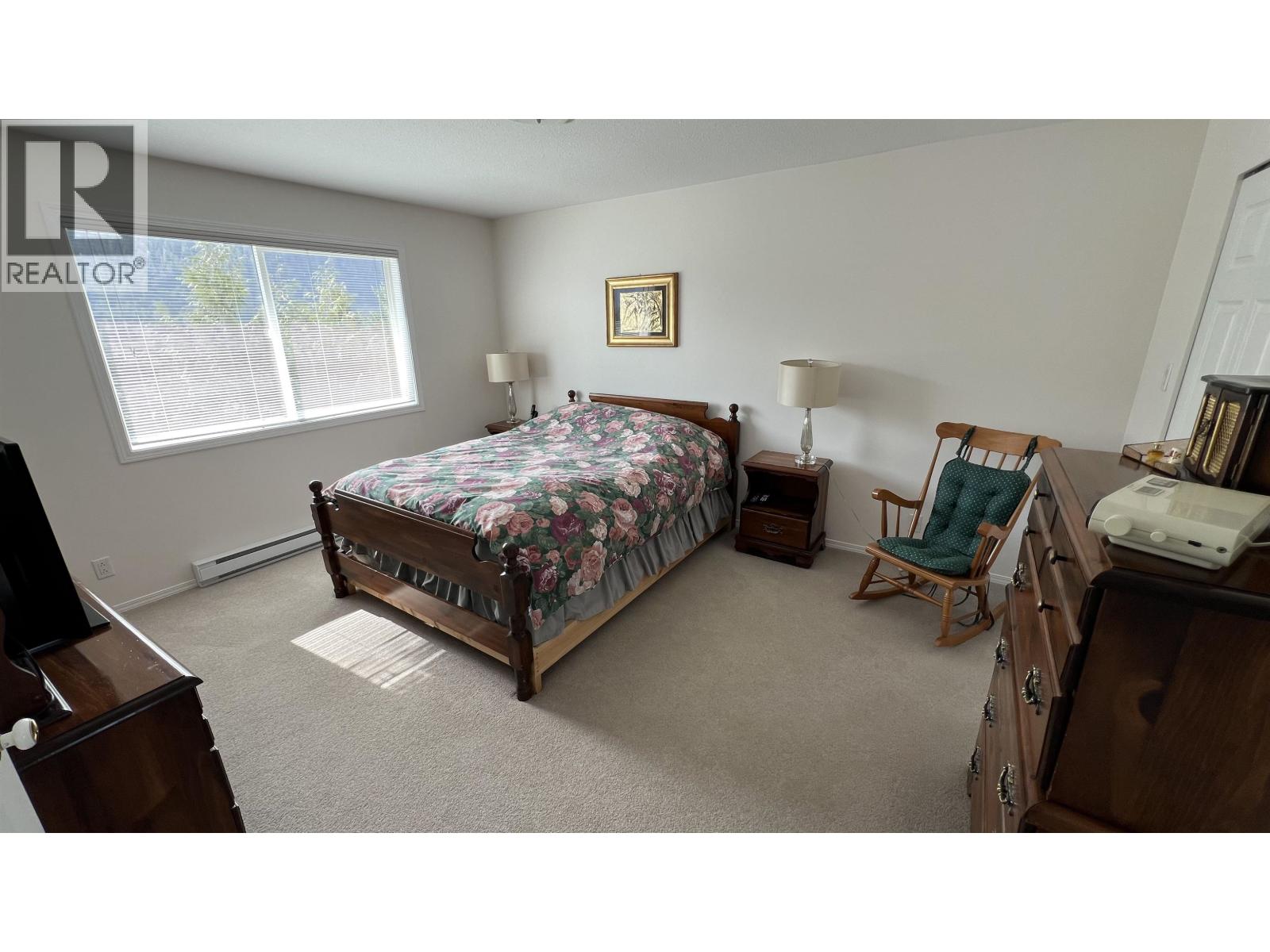 323 W 5TH AVENUE - 11