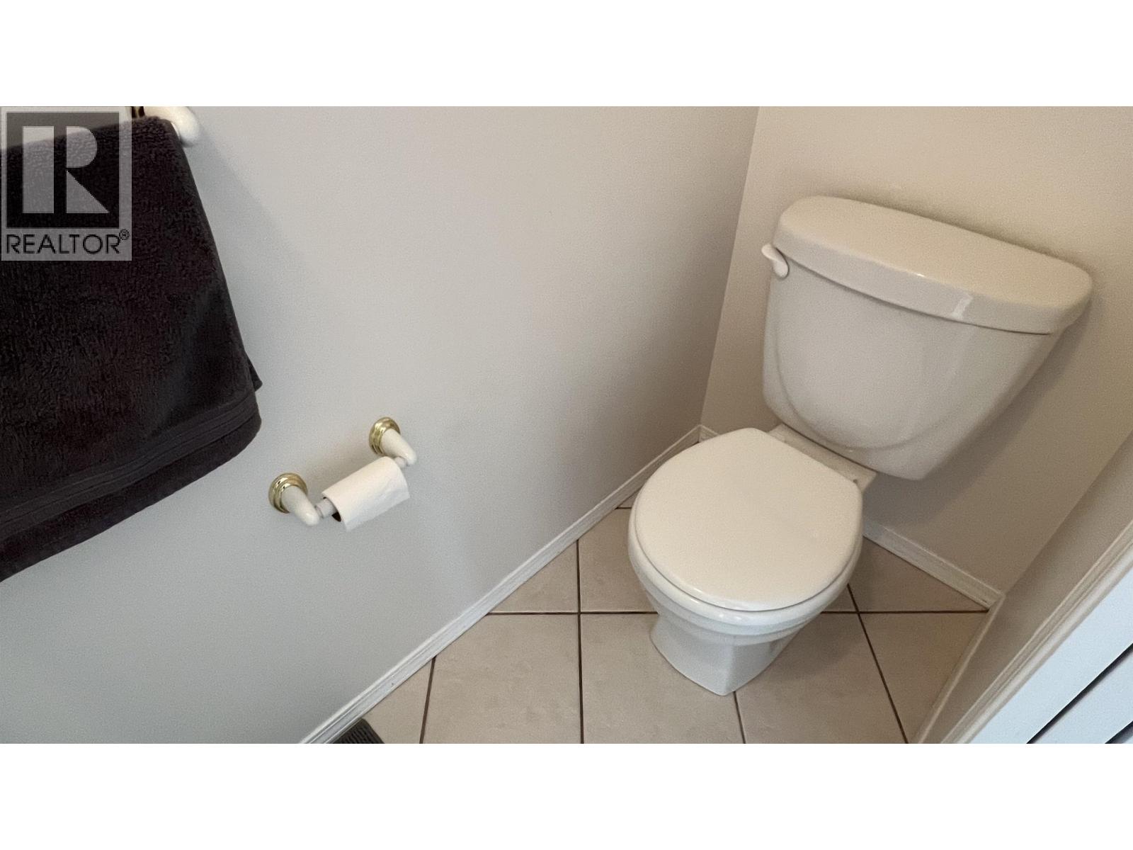 323 W 5TH AVENUE - 33