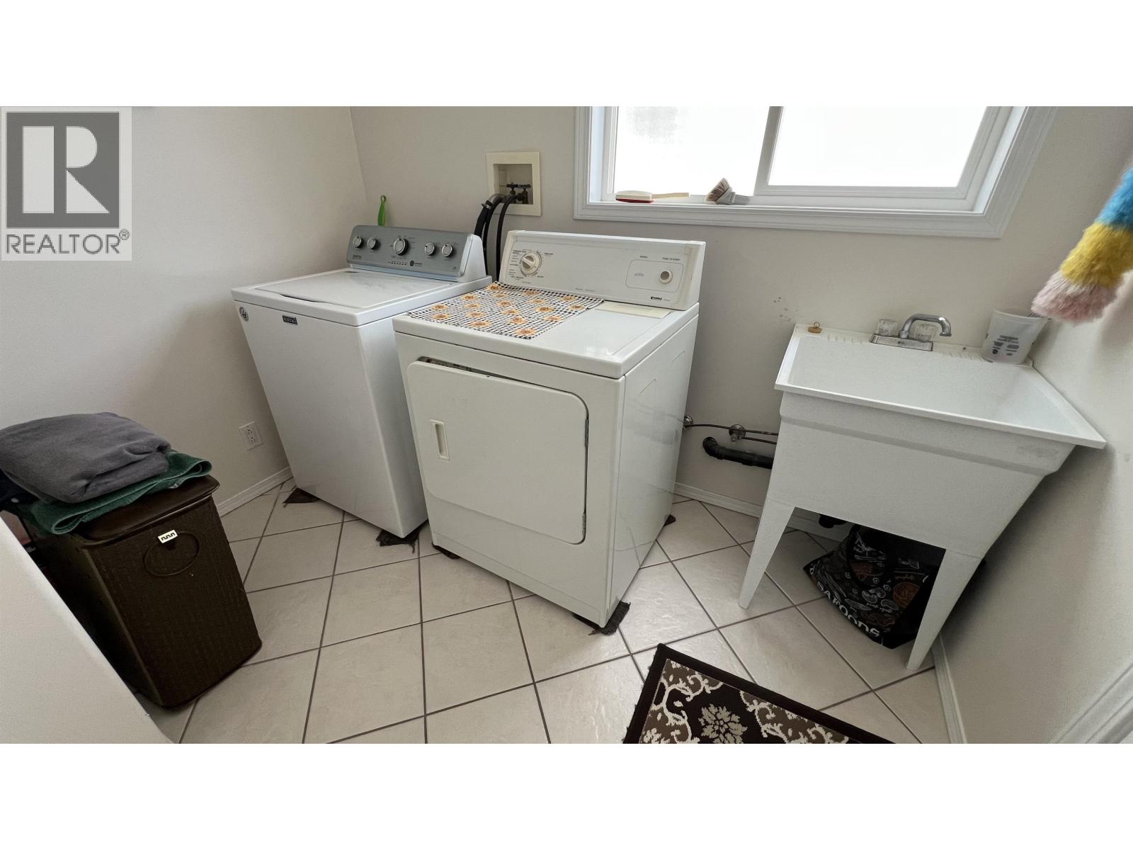 323 W 5TH AVENUE - 31