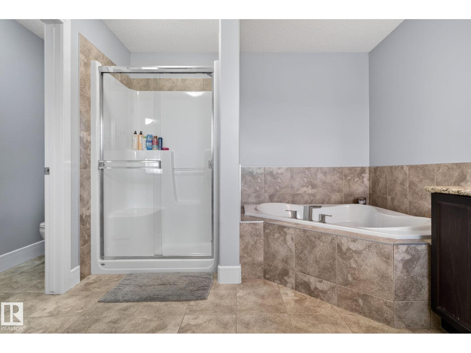 11732 18 AV SW, Edmonton