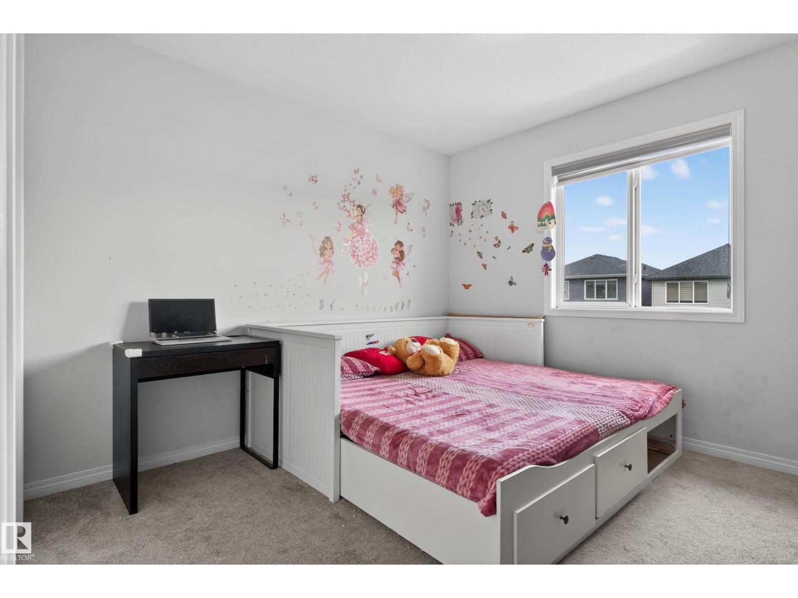 5242 23 AV SW, Edmonton