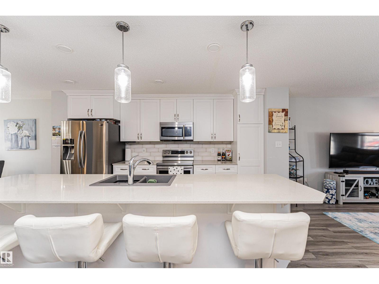 2051 GRAYDON HILL CR SW, Edmonton