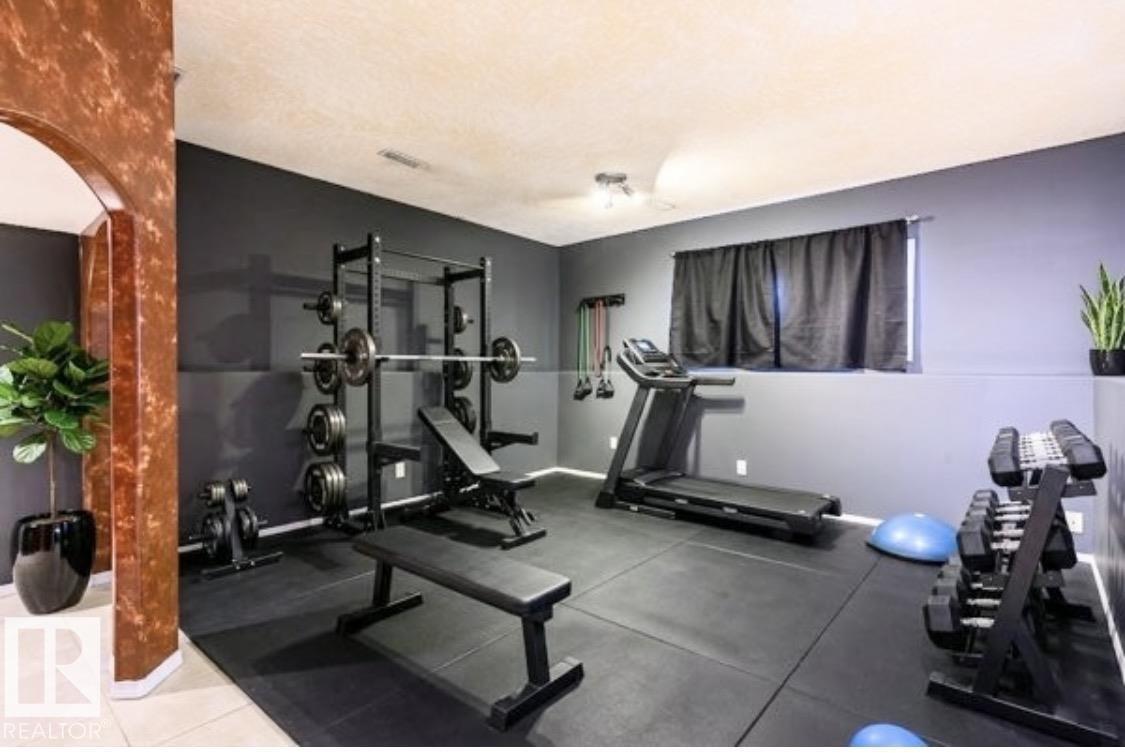 18633 122 AV NW, Edmonton