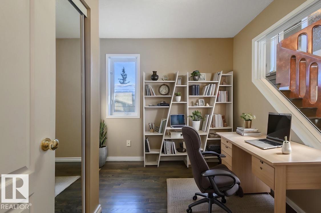 18633 122 AV NW, Edmonton