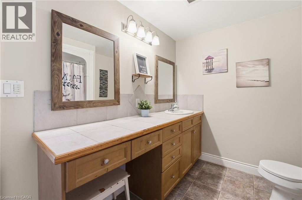 211 ROBINSON Road, Dunnville, Ontario, N1A2W1 — Photo 32