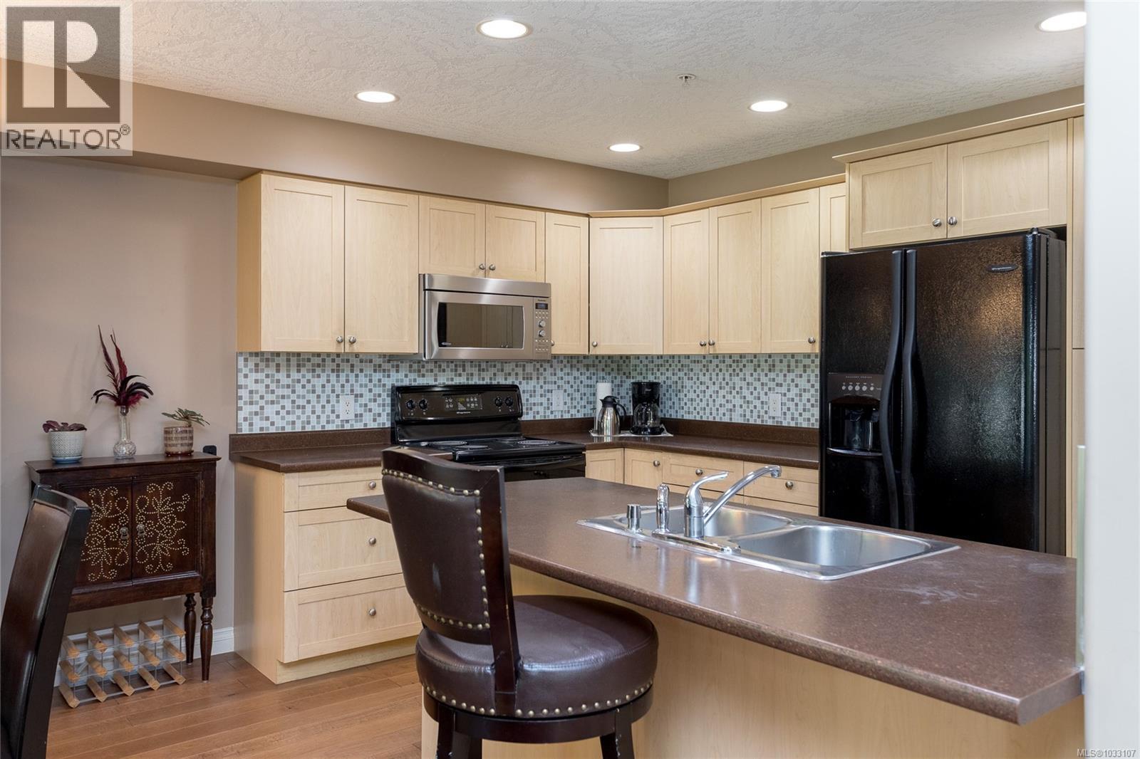 #7 199 Atkins Rd - 12