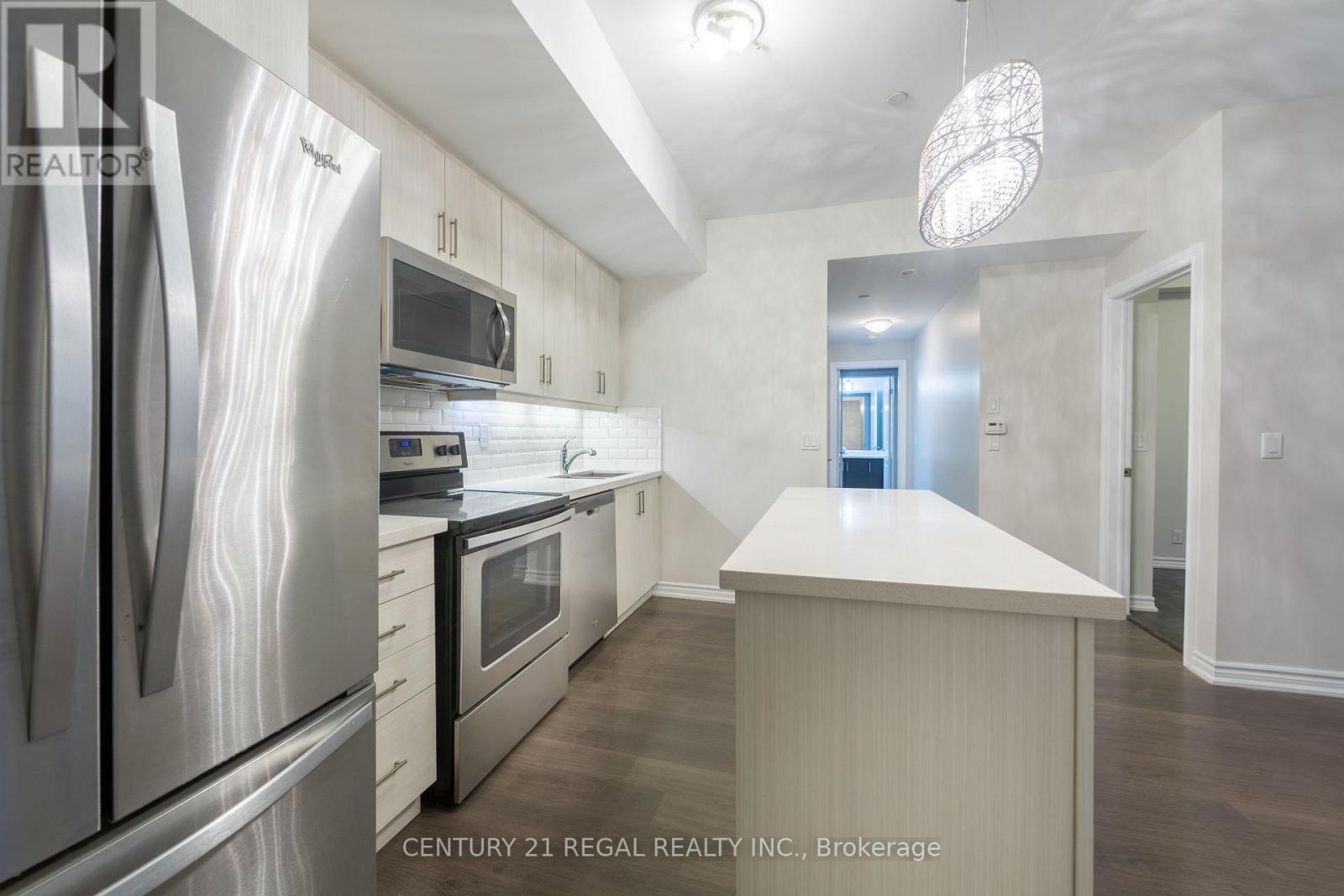 21 - 150 LONG BRANCH AVENUE — photo 10