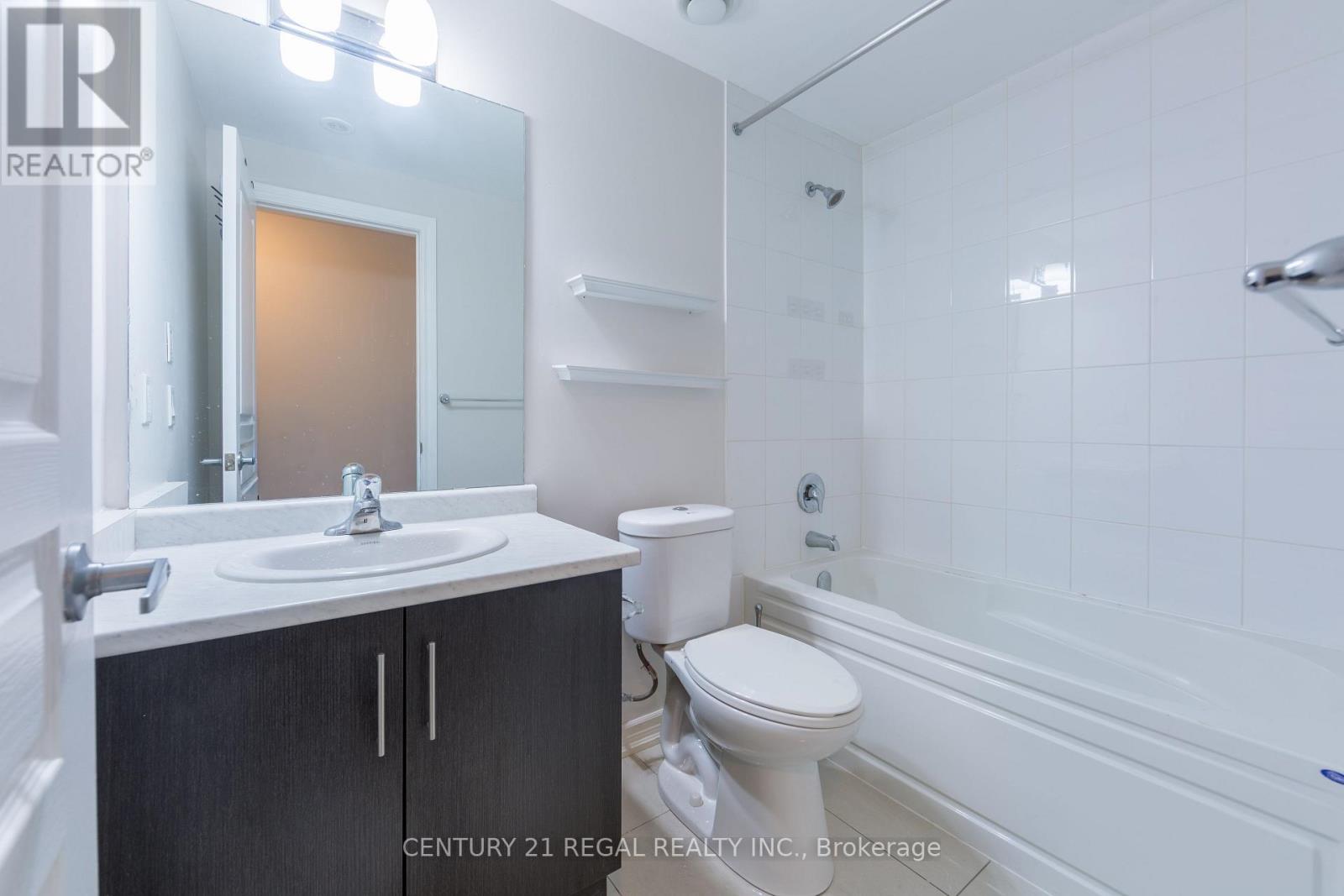 21 - 150 LONG BRANCH AVENUE — photo 18