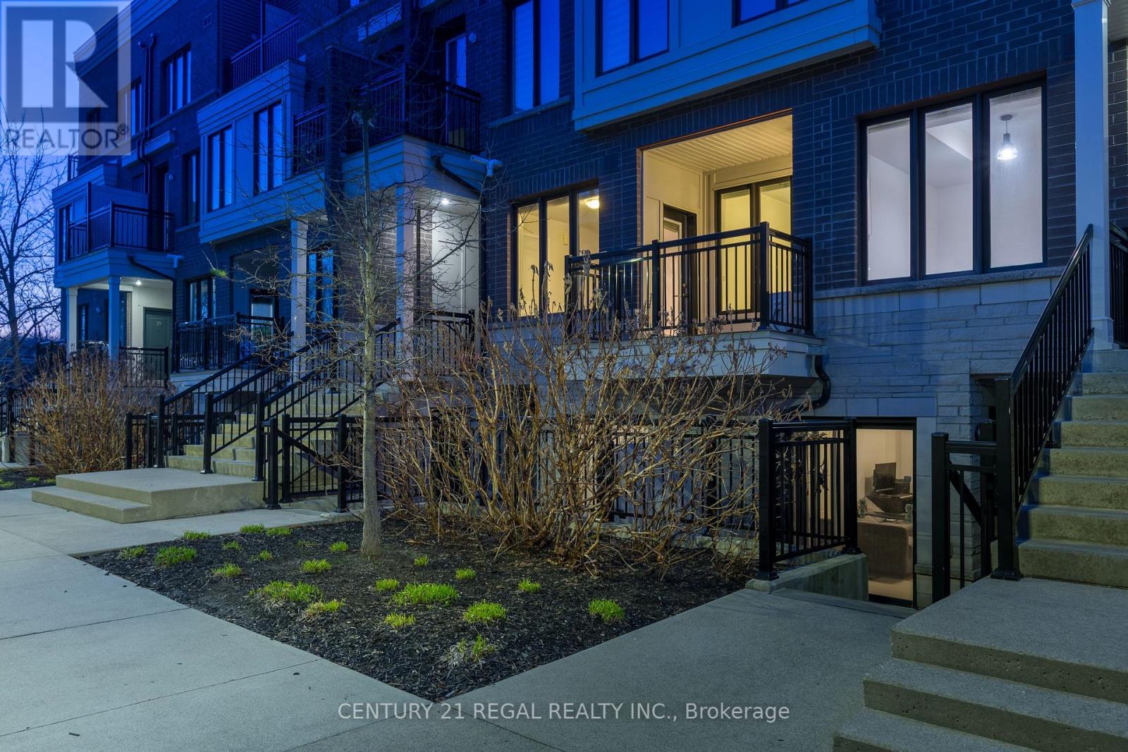 21 - 150 LONG BRANCH AVENUE — photo 20