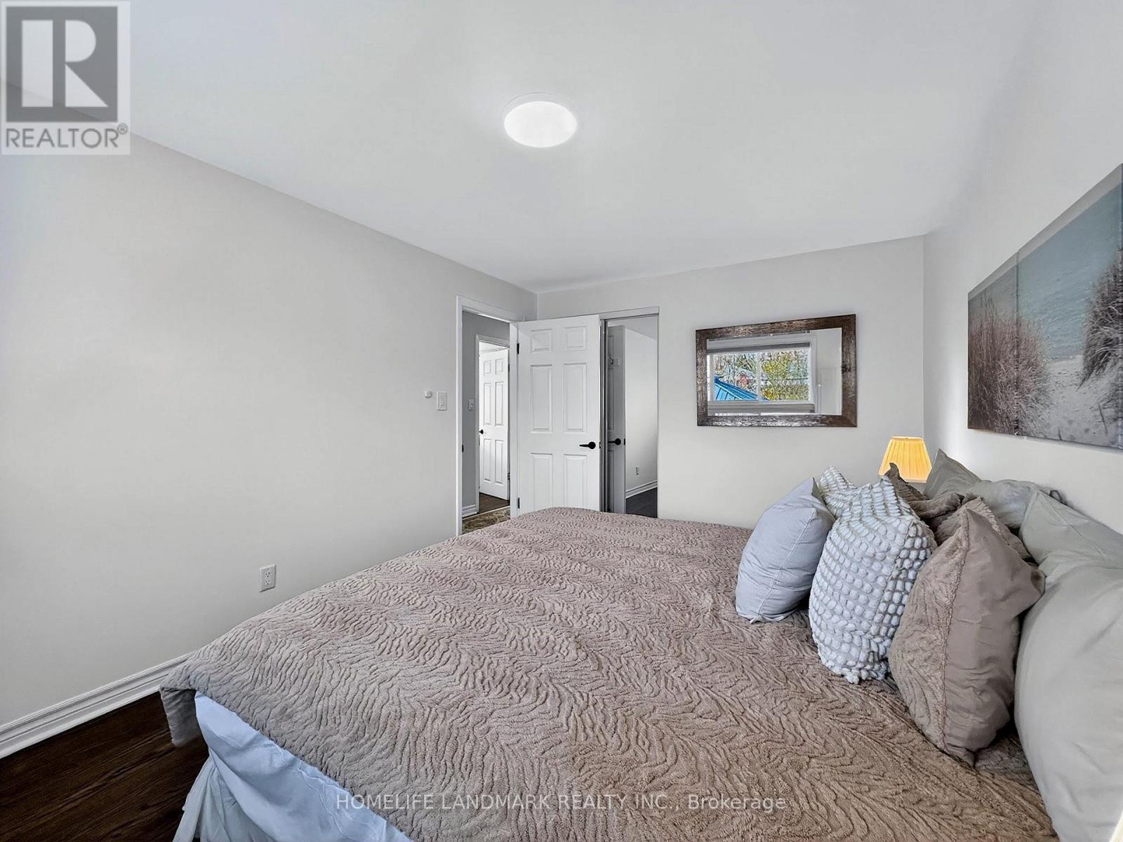 1166 KINGSHOLM DRIVE - 18