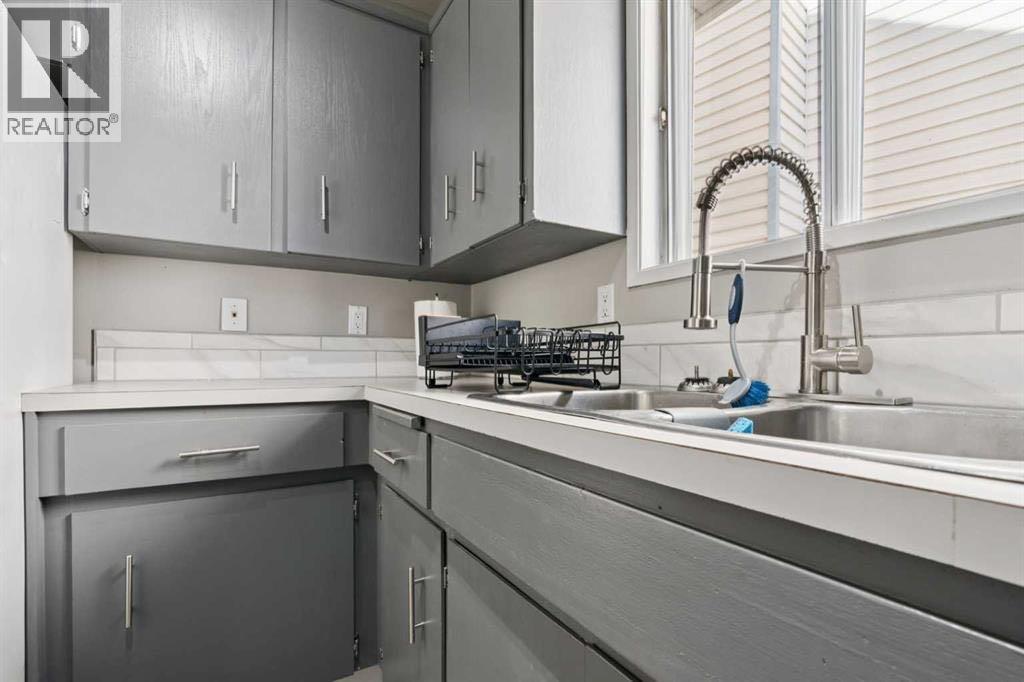 218 Falmere Way NE — photo 6